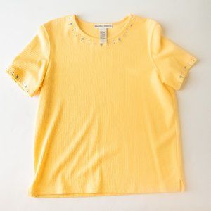 Vintage Draper's and Damon's Women's Top Color Yellow embroidery Size Med